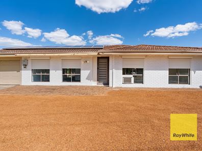 9 Guinivere Way, Camillo WA 6111
