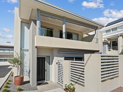 4C Victoria Street, Rockingham WA 6168