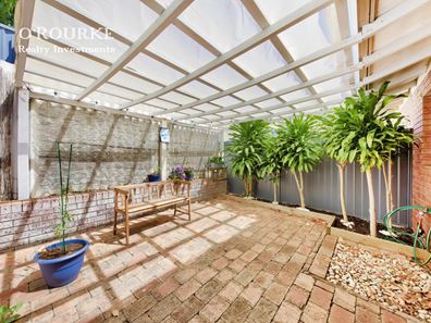 2/50 Scarborough Beach Road, Scarborough WA 6019