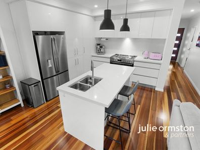 1B The Rise, Woodvale WA 6026