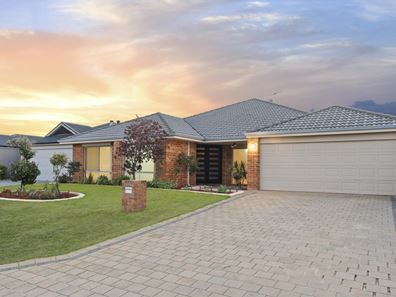 46 Ritchie Drive, Rockingham WA 6168