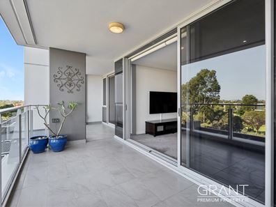 302/30 The Circus, Burswood WA 6100
