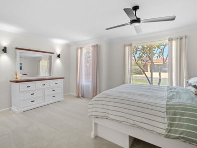 35 Cunderdin Loop, Dawesville WA 6211