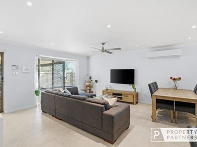 1/125 Deanmore Road, Scarborough WA 6019