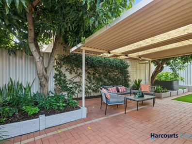 9 Lockwood Street, Yokine WA 6060