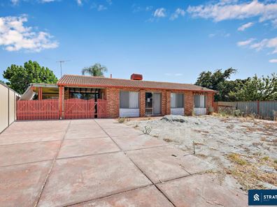 8 Oak Tree Court, Langford WA 6147