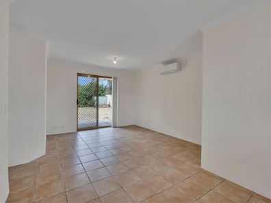 84 Ewart St, Midland WA 6056