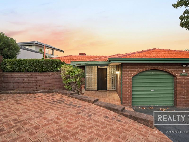 32 Clement Drive, Karrinyup WA 6018