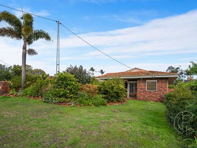 16 Pannell Road, Bateman WA 6150
