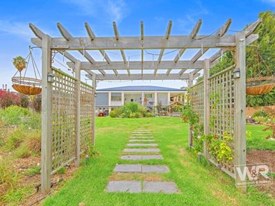 155 Ulster Road, Yakamia WA 6330