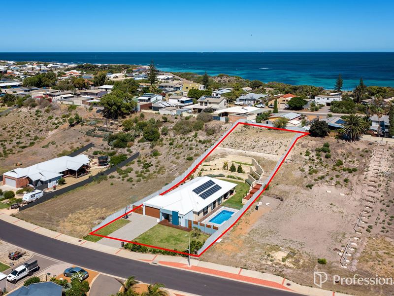 54 Stillwater Avenue, Drummond Cove WA 6532