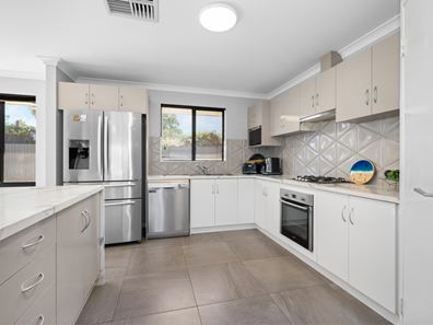 2a Holmes Street, Boulder WA 6432