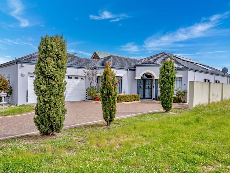 36 MURRAY WATERS BOULEVARD, South Yunderup WA 6208