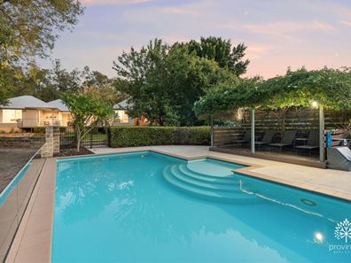 49 Gilchrist Road, Lesmurdie WA 6076