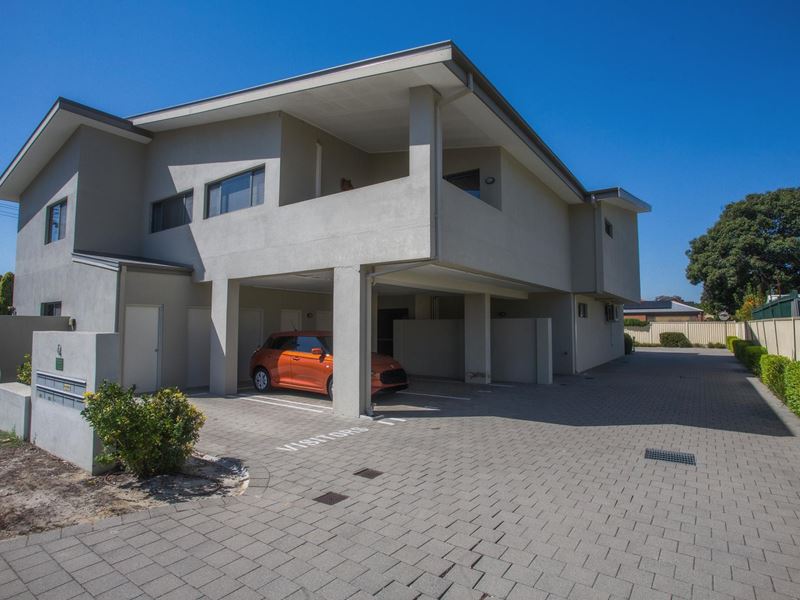 4/4 Crown St, Rivervale