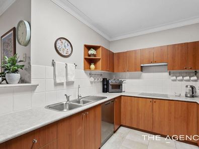 5 Jennifer Road, Morley WA 6062