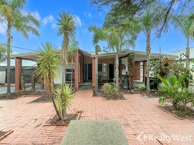 13 & 13A Stanley Street, Belmont WA 6104