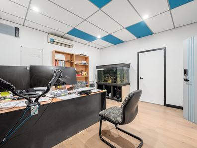 29 Tulloch Way, Canning Vale WA 6155