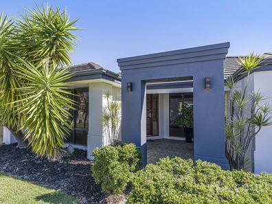 22 Wyatt Road, Hocking WA 6065