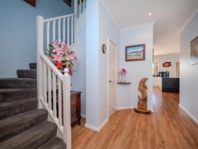 17 Ferndale Corner, Mindarie WA 6030
