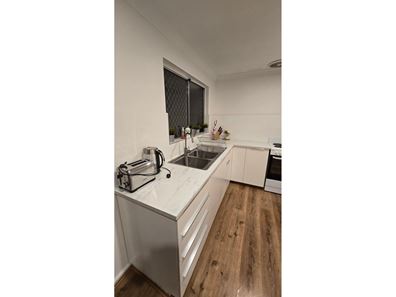11 Sheoak Court, Forrestfield WA 6058