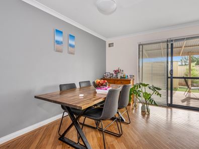 10/35 Premier Street, Hannans WA 6430