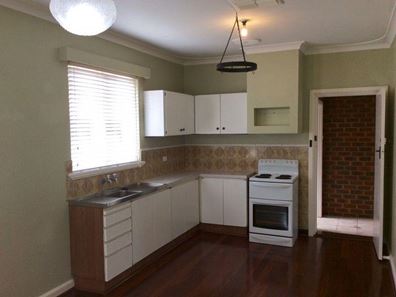 5 Mcglew Street, Eden Hill WA 6054