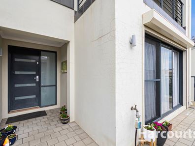 6 Orenco Bend, Clarkson WA 6030