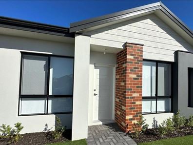 32 Ipswich Street, Wellard WA 6170