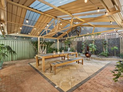 10A Bradshaw Crescent, Manning WA 6152