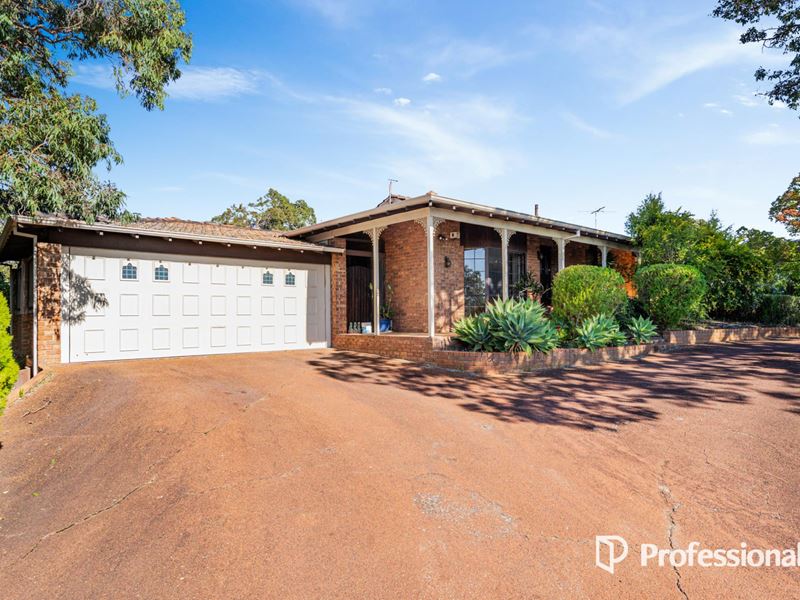 21 Emerald Place, Mount Richon WA 6112