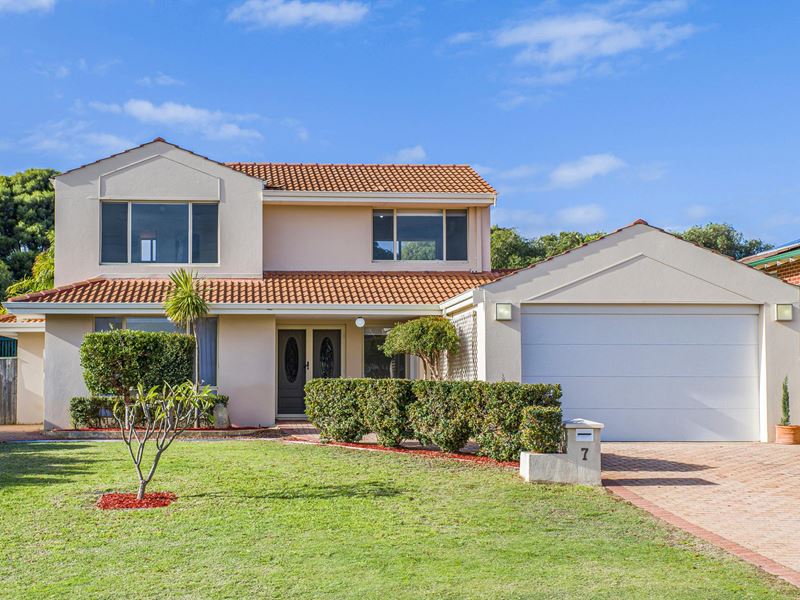 7 Parkstone Retreat, Currambine