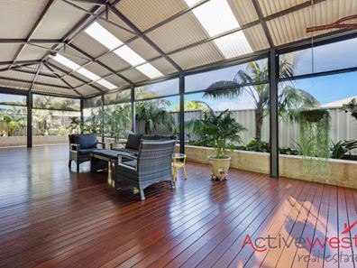 7 Ajax Drive, Wandina WA 6530