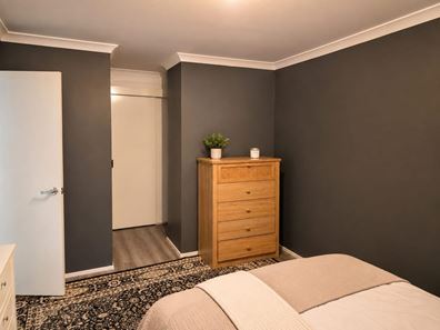 19 Mosley Street, Hilbert WA 6112