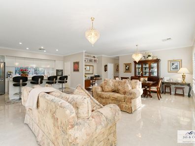 22 Flindell Avenue, Caversham WA 6055