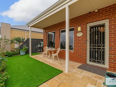 22 Flindell Avenue, Caversham WA 6055