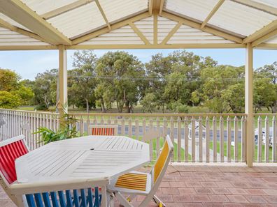 20 Hestia Way, San Remo WA 6210