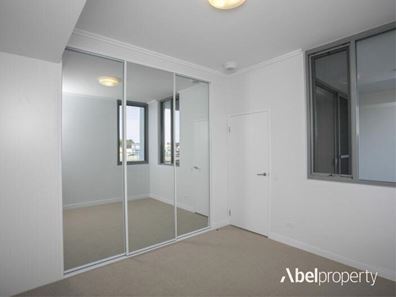 25/20 Rowe Avenue, Rivervale WA 6103