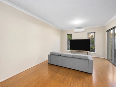 4/64 Fitzroy Road, Rivervale WA 6103