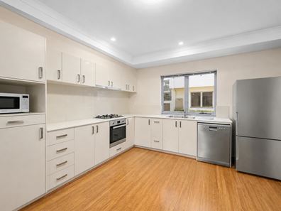 4/64 Fitzroy Road, Rivervale WA 6103