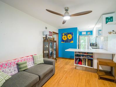 8/142 Watkins Street, White Gum Valley WA 6162