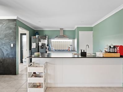 10 Pristine Loop, Baldivis WA 6171