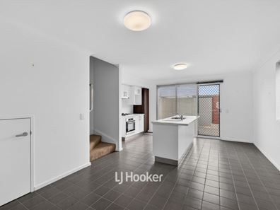 4/28 Strickland Street, Bunbury WA 6230