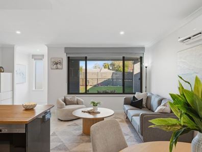 12 Fenellia Crescent, Craigie WA 6025