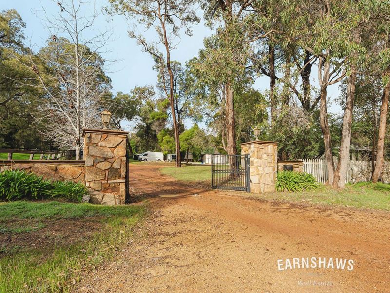 1100 Kintore Road, Parkerville WA 6081