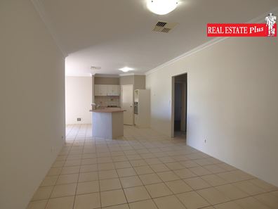 2/5 Broadway, Bassendean WA 6054
