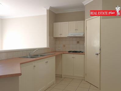 2/5 Broadway, Bassendean WA 6054