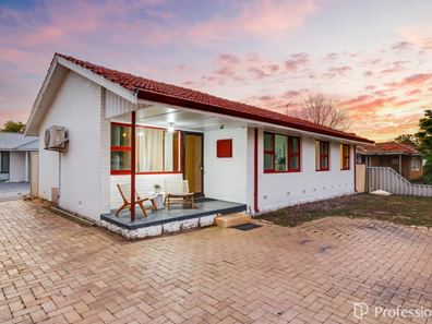 25 Korbosky Road, Lockridge WA 6054