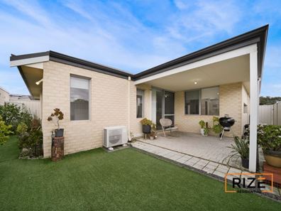 57 Vignerons Loop, Hocking WA 6065