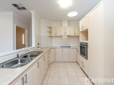 6/41 Geographe Way, Thornlie WA 6108